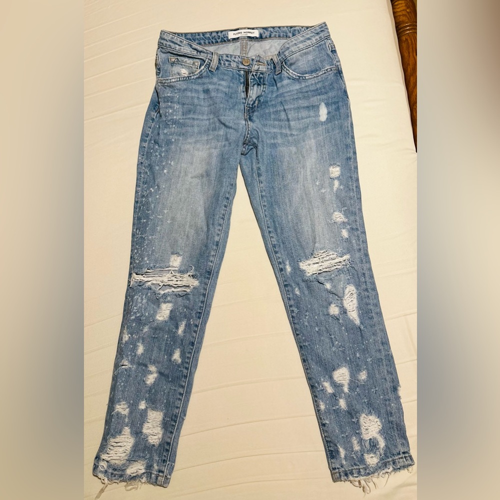 Flying Monkey PLATINUM Blue Boyfriend capris Distressed Casual